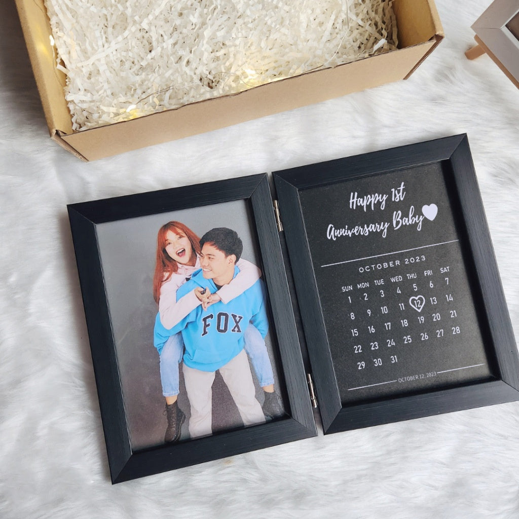 Personalized Couple Photo Frame 🎄 - Perfect Christmas Gift